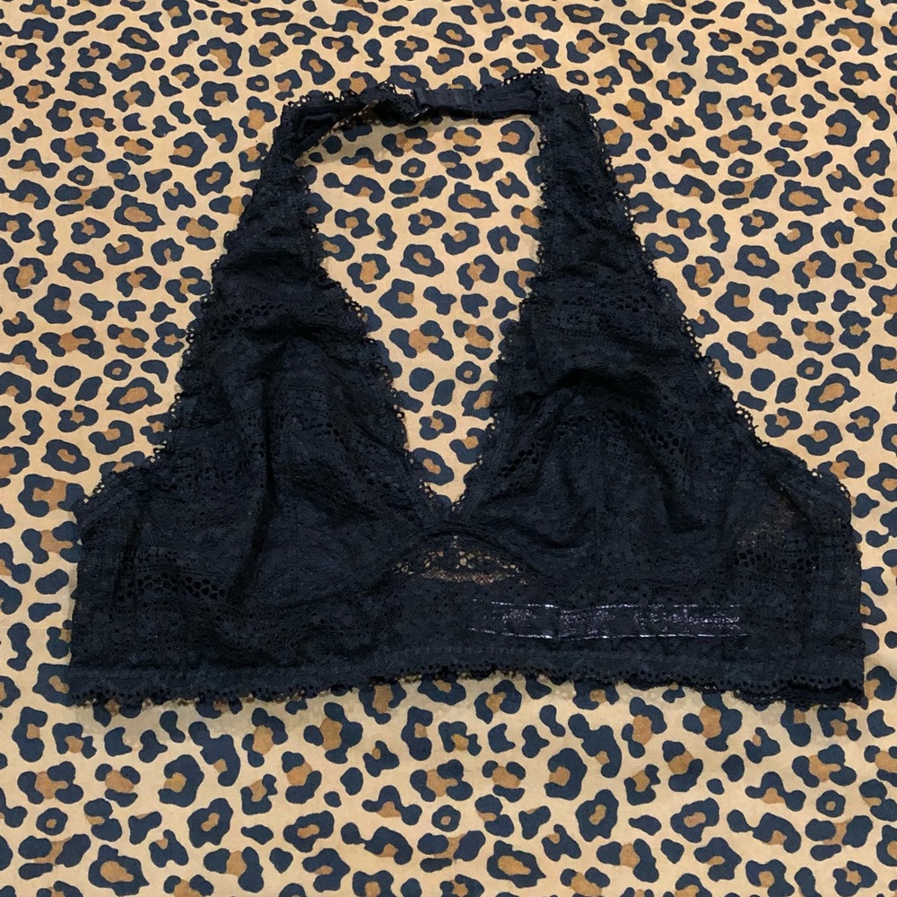 Victoria Secret Black lace bralette size *L*
